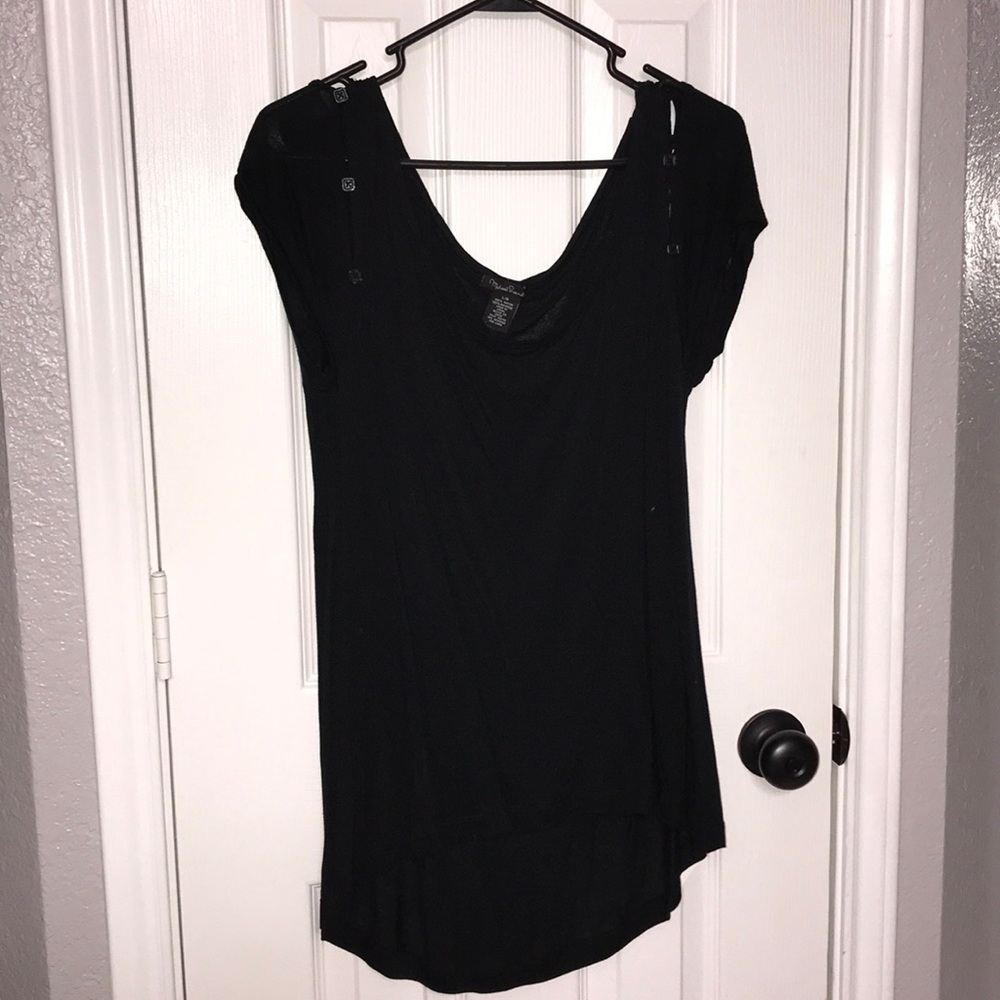 EUC Size Large Black Tee Shirt Top Shirt MB Brand